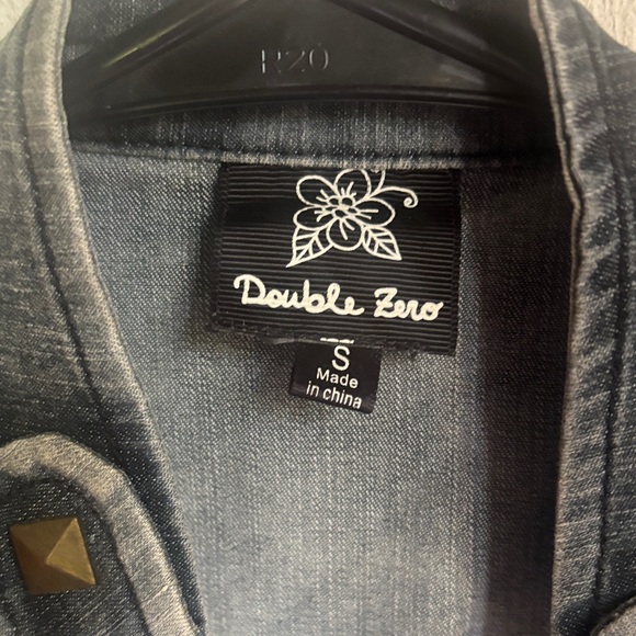 Double Zero Studded Denim Vest - Picture 3 of 6
